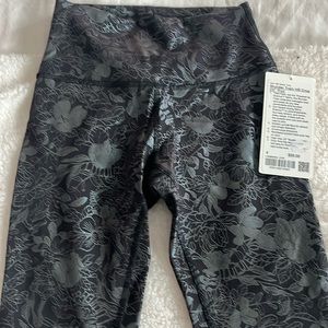 Lulu lemon crop leggings